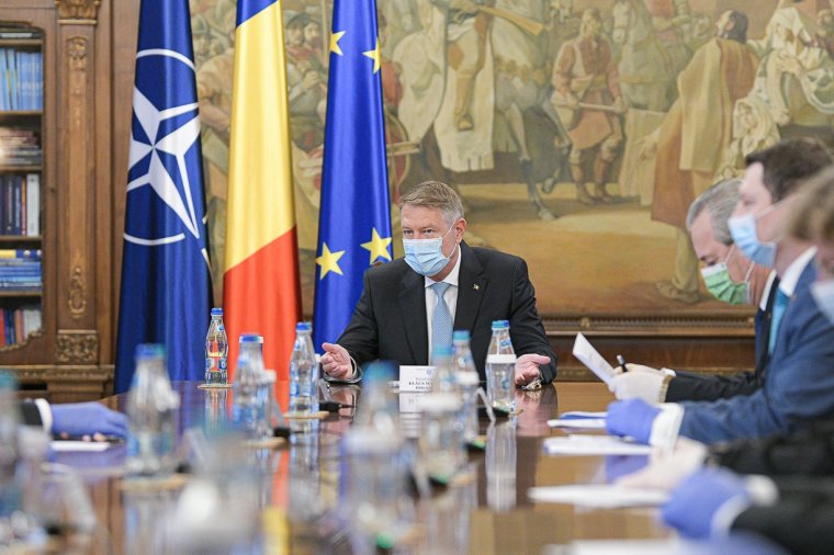 Iohannis: továbbra is szükség lesz az írásos nyilatkozatra, ha elhagyjuk a településünket