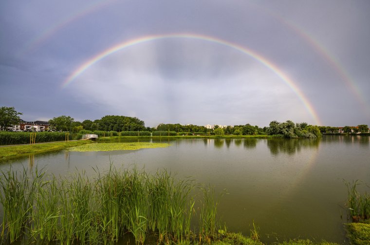 Viharriasztás vasárnap estig, aztán begyűrűző hőség