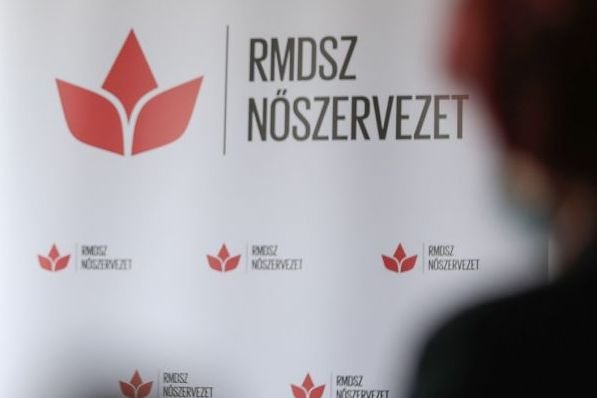 A rászoruló nőknek gyűjtenek tisztálkodási szereket