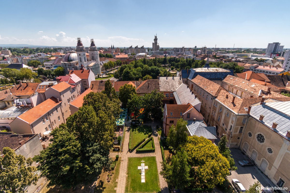 Hirtelen döntés eredménye a szatmárnémeti vesztegzár •  Fotó: Pinti Attila
