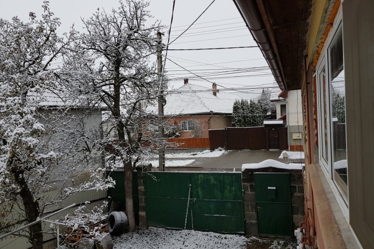 Szeszélyes időjárással indul a december