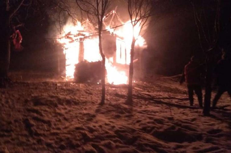 Háztűzhöz riasztották a tűzoltókat