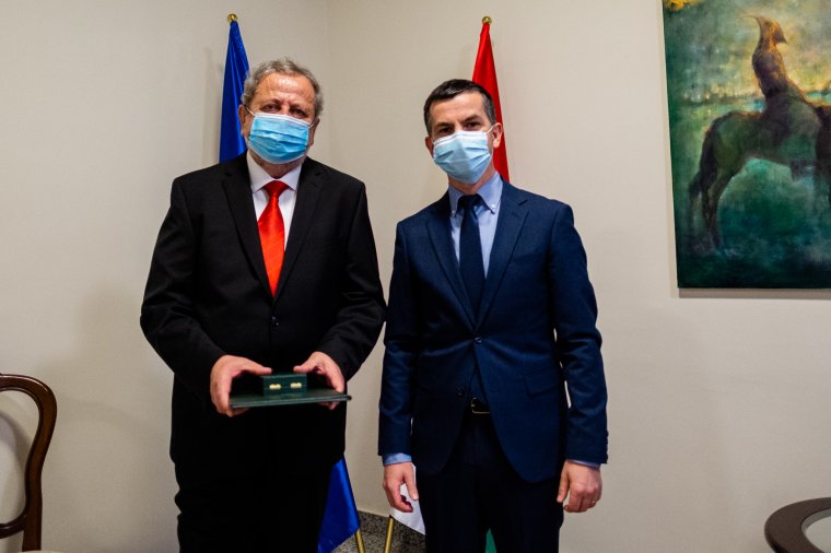 Állami kitüntetésben részesült Kozma Gábor Lajos korondi háziorvos-főorvos