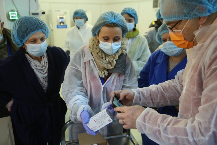 Mobil csapatokat szervezne a pedagógusok immunizálására az oltáskampány koordinátora