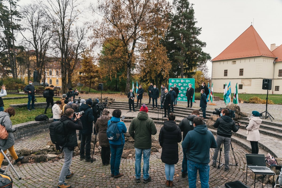 Elkezdődött. Újabb kampányidőszak indul, ezúttal a parlamenti választások apropóján •  Fotó: Gönczy Tamás/RMDSZ