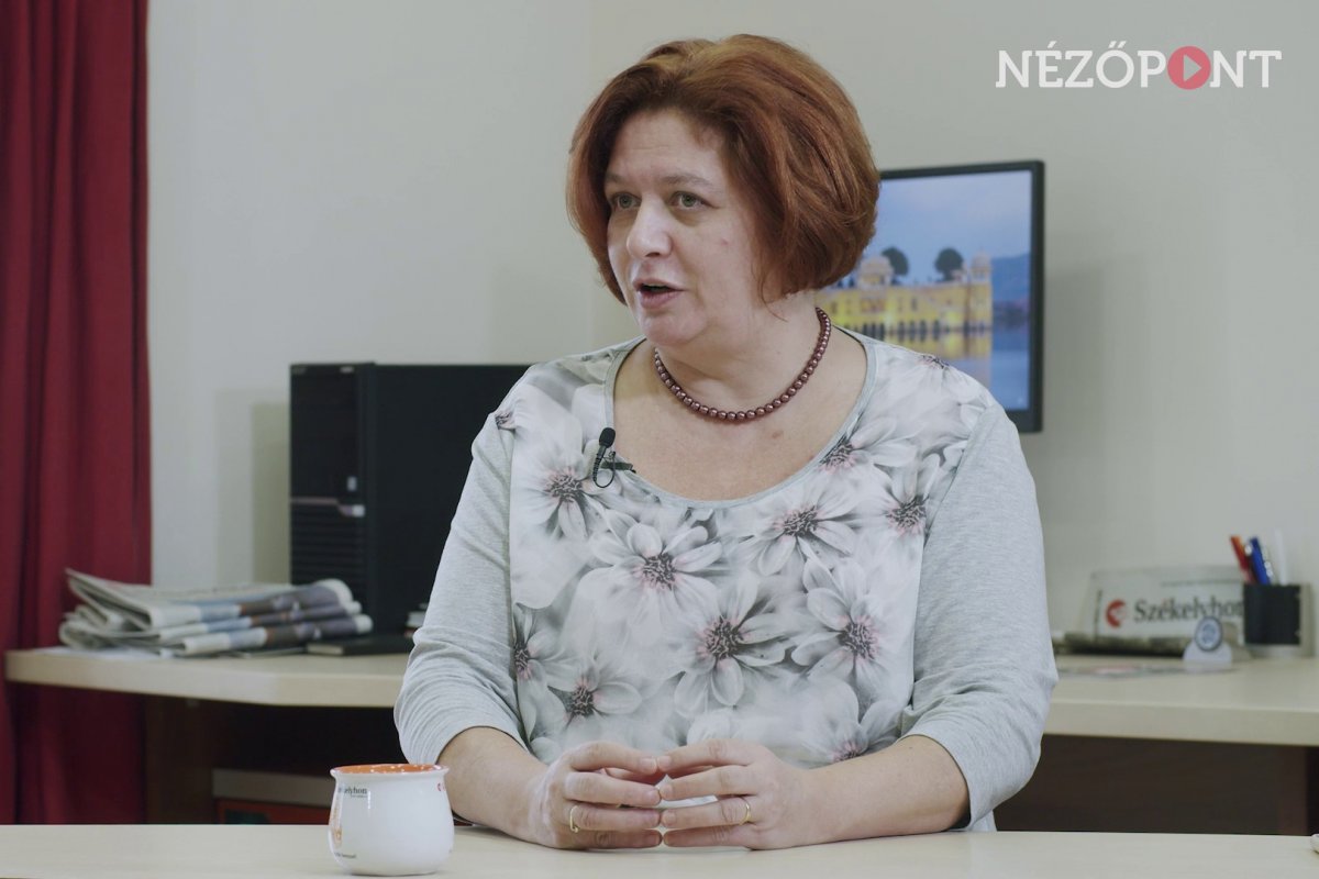 Tar Gyöngyi tisztifőorvos: statisztikai adatok nem támasztják alá az oltástól elriasztani kívánó mendemondákat •  Fotó: Székelyhon Tv