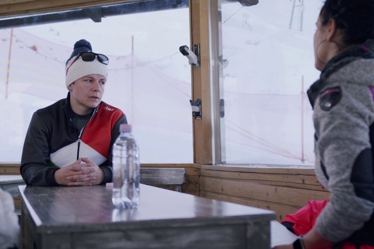 Aki elesik, álljon fel – Miklós Edit a Nézőpontban