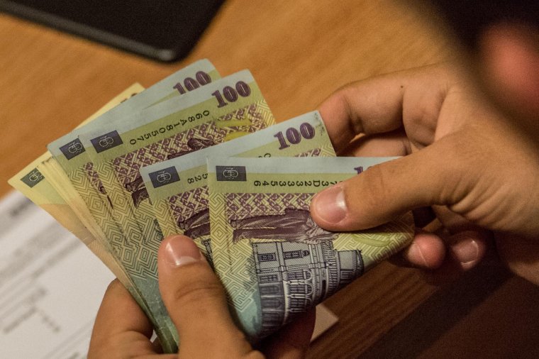 Megszavazva: nem módosíthatják a tandíjat a felsőoktatási intézmények egy adott tanulmányi ciklus alatt