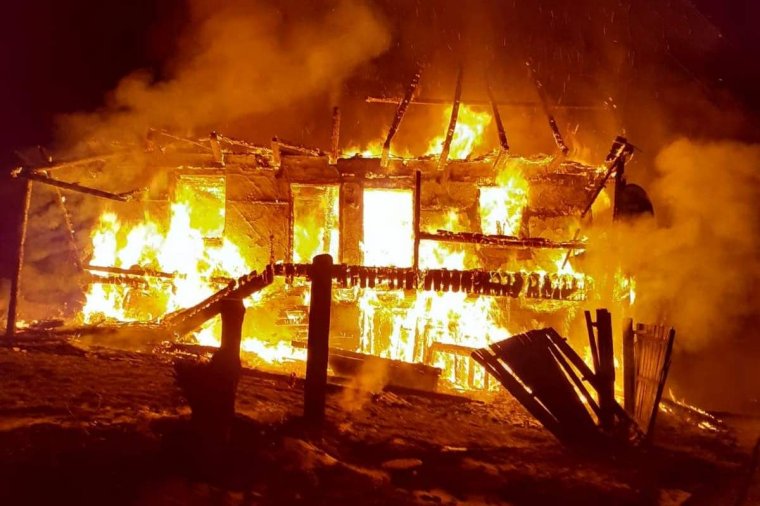 Koronavírusos betegek vesztették életüket egy indiai kórháztűzben