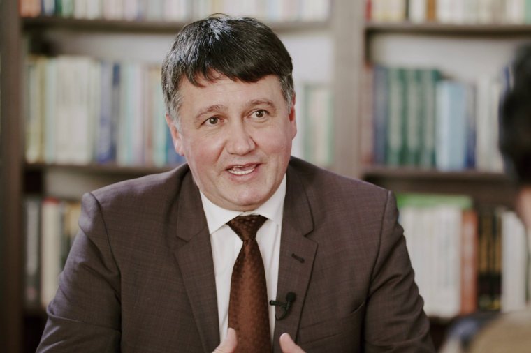 Krónika Live: járványügyekről az egészségügyi tárca boszorkánykonyhájában