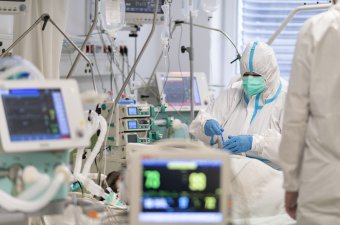 Álhírek, álrendőrök és igazi manipulátorok