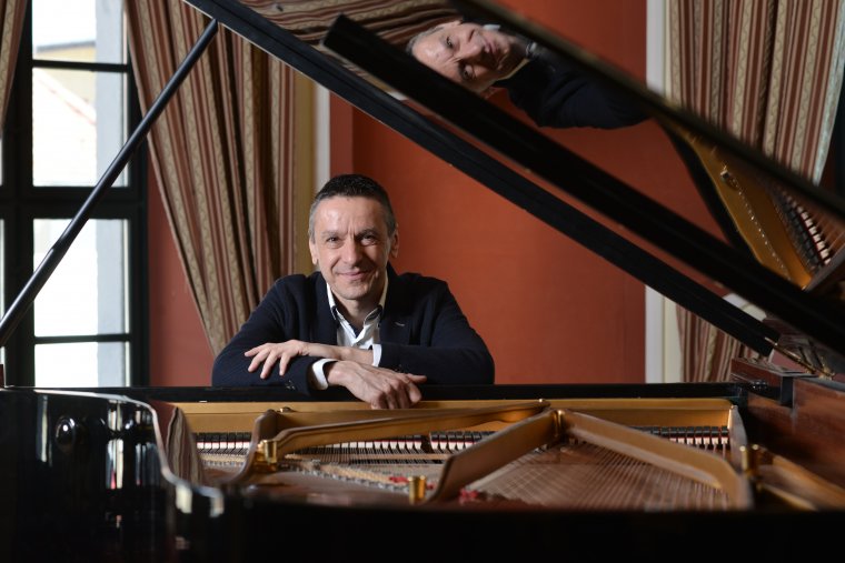 „Nagyon kell most a zene, a közös élmény”