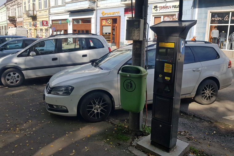 Több mint egy éve kihasználatlanok a parkolóautomaták Gyergyószentmiklóson