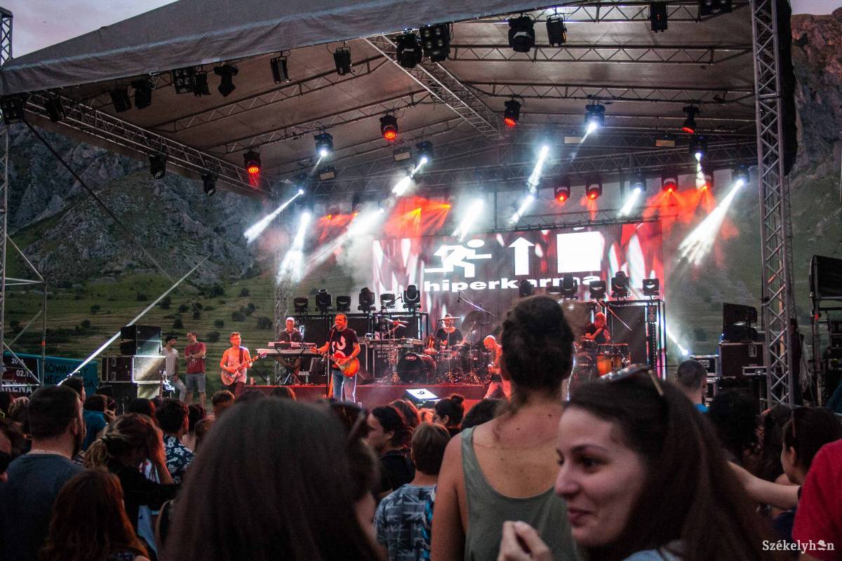 A magyar zenei kínálatból idén sem maradhat ki  a 2018-as fesztiválhimnuszt szerző Hiperkarma •  Fotó: Tamás Attila