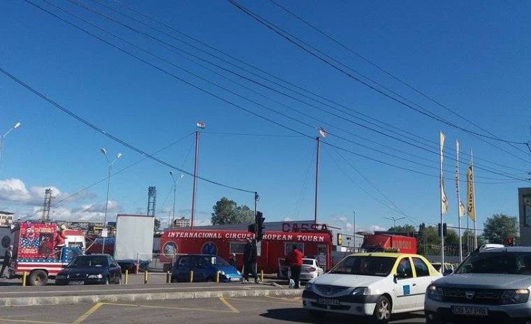 Botrányt keltett a vándorcirkusznál kitűzött magyar zászló