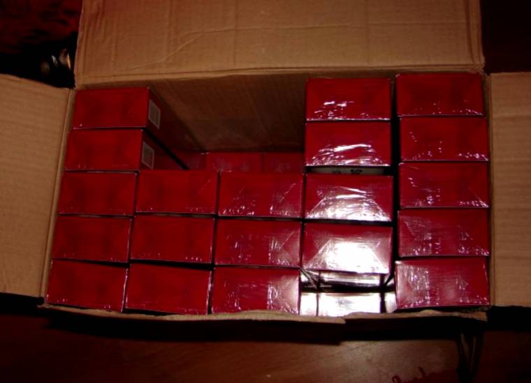 Félmillió doboz cigarettát próbált átcsempészni a határon egy román kamionsofőr