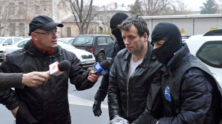 Guccifert, a román hackert 52 hónap börtönre ítélték