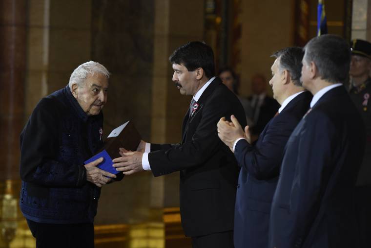 Kossuth-nagydíjat kapott Kallós Zoltán néprajzkutató