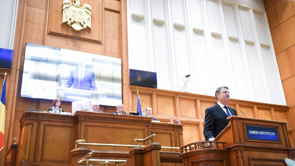 •  Fotó: Presidency.ro