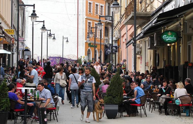 Bukaresti felmérés: a románok leginkább egy háborútól féltik országukat