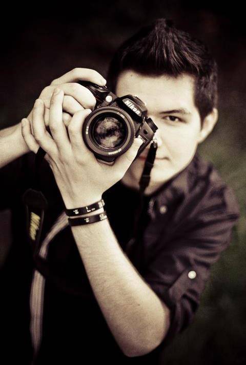 Udvarhelyi fotós Johannis stábjában