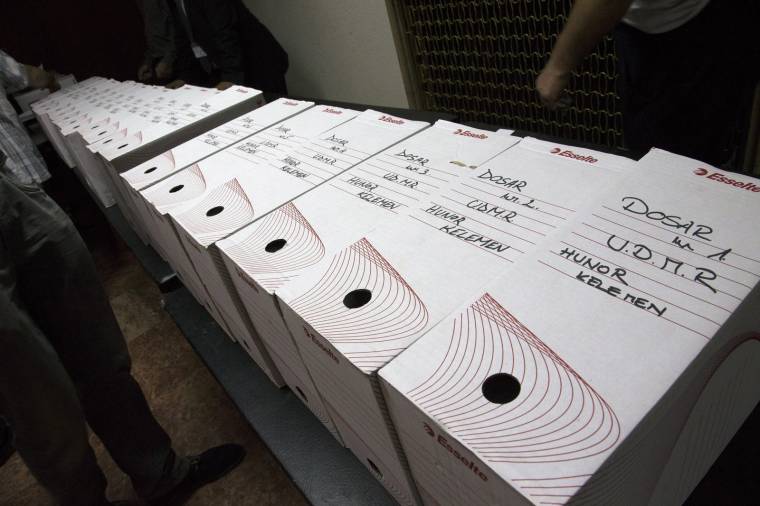 Gyűjti az induláshoz szükséges szignókat az RMDSZ