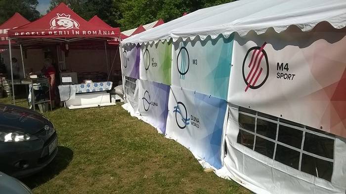 „Közvetítésre” hívják az érdeklődőket a tusványosi Közmédia sátorban