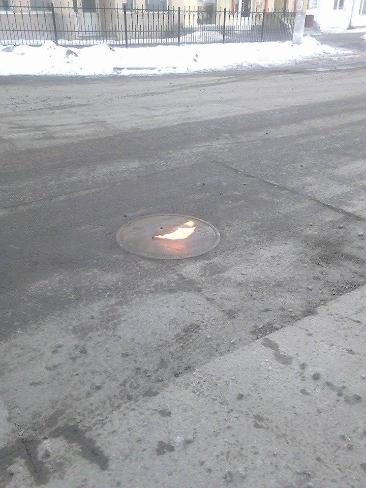 Lángok csaptak fel egy szentegyházi aknából