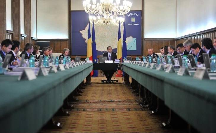 Kormányalakító nagyüzem Bukarestben