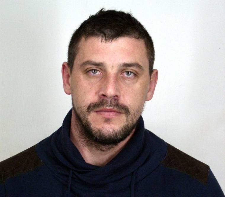 Veszélyes szökevény szabadon