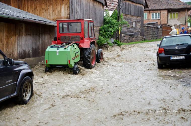 Homoródfürdőn és Lövétén is károkat okozott a vihar