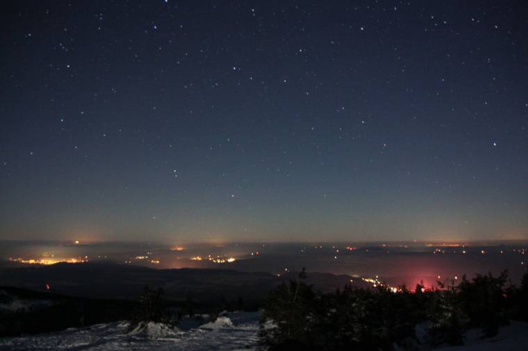 Újév sípályán, medencében – Az erdélyiek inkább itthon szilvesztereznek