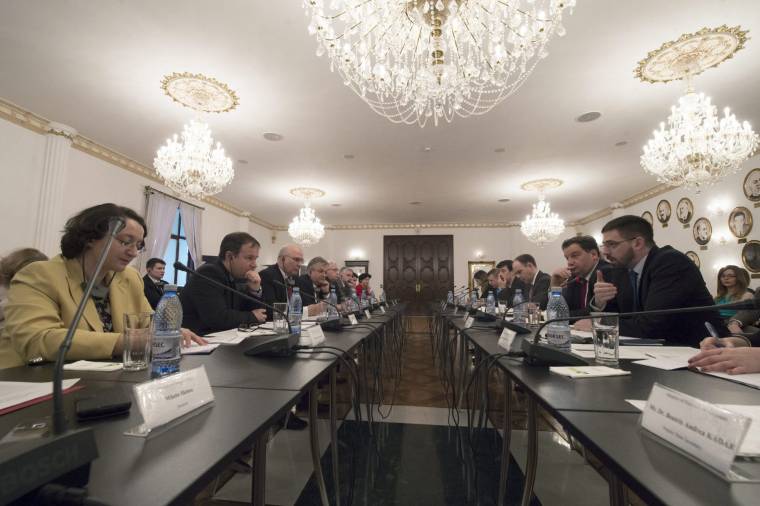 Erősödnek a magyar-román üzleti kapcsolatok