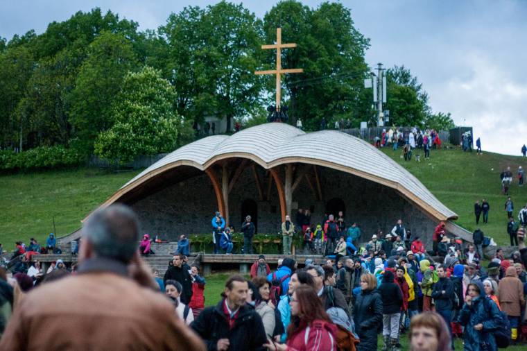 Pünkösdvasárnapi napfelkelte Csíksomlyón