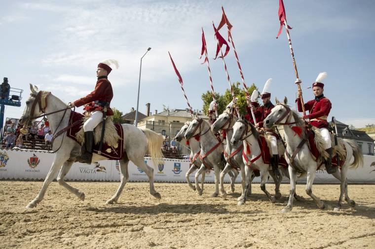 Elkezdődött a Nemzeti Vágta