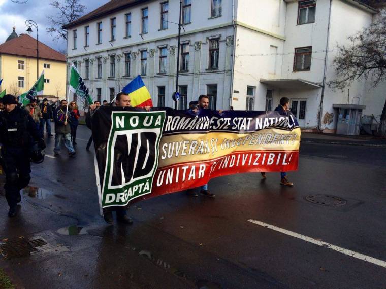 Székelyföld létezését tagadó rigmusokat skandálva vonult fel a Noua Dreaptă