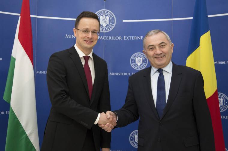 Szijjártó Bukarestben: új lendületre van szükség a magyar-román kapcsolatban