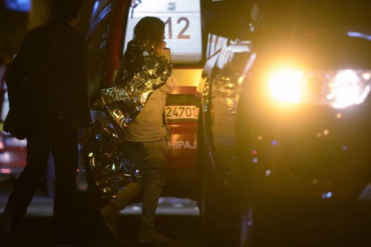 Tovább emelkedett a péntek esti bukaresti tűzvész áldozatainak száma