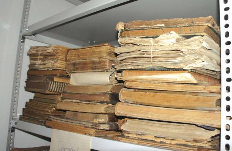 Alakul a csíki gyűjtőlevéltár