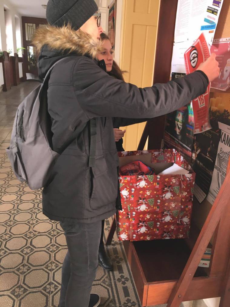 Ismét gyűjtenek a YouthBank fiataljai
