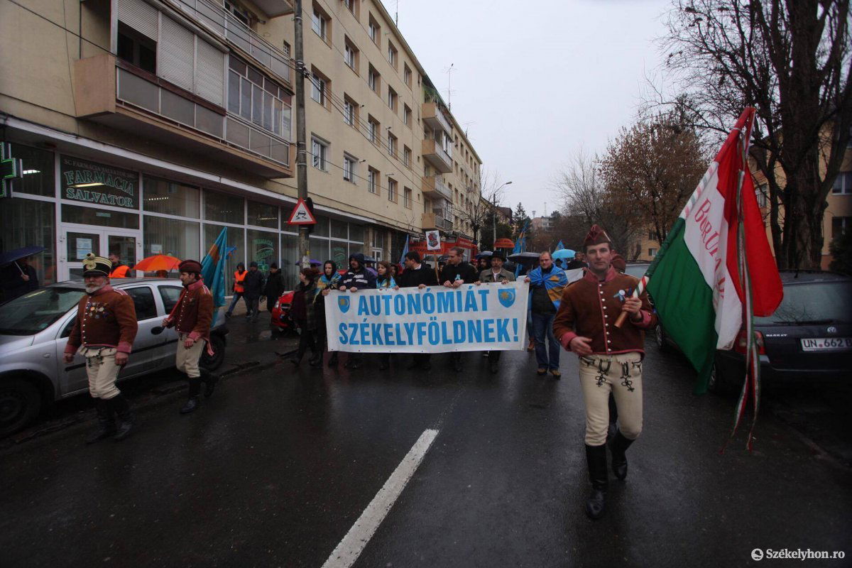 •  Fotó: Boda L. Gergely