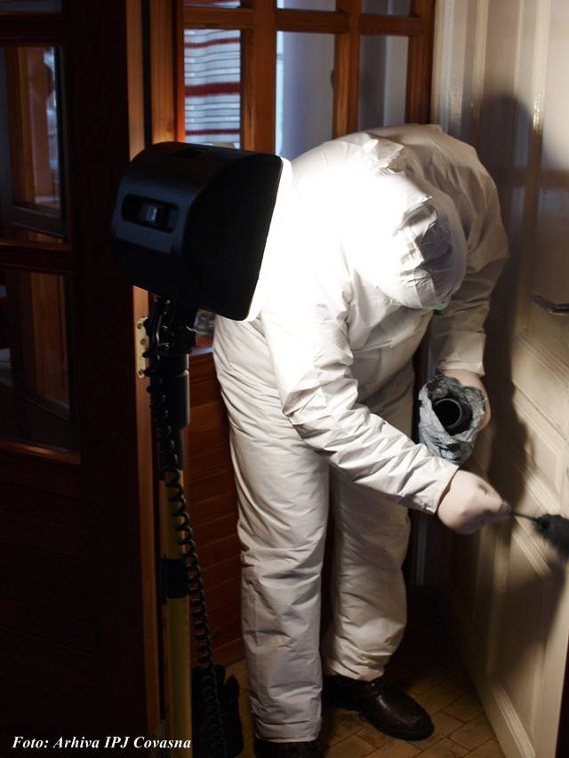 Ókori pénzérméket, cserépedényeket és fegyvereket foglaltak le