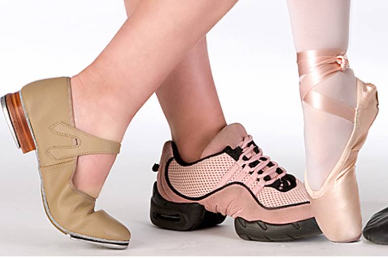 Táncmaratonnal egybekötött kocsmatúrára hívnak