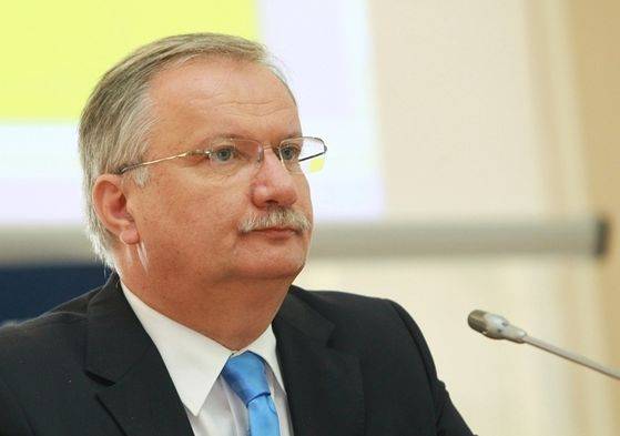 MOGYE: miniszteri látogatás eredmény nélkül