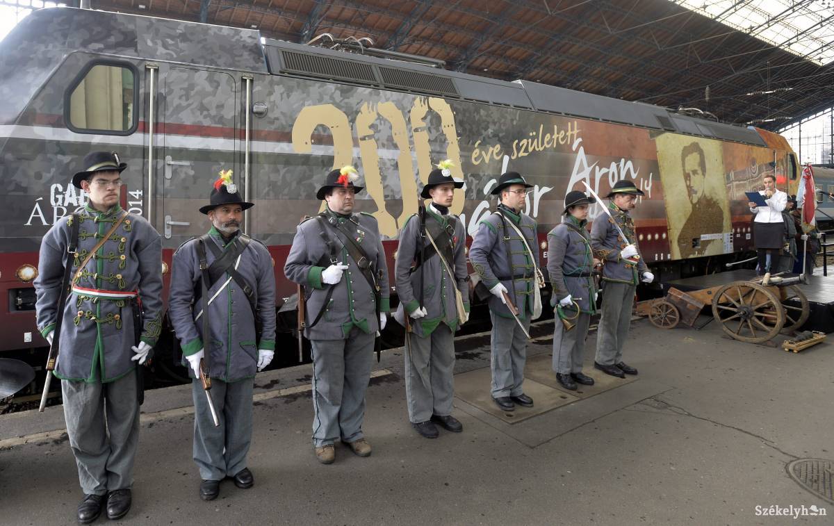 &bullet;  Fotó: MTI