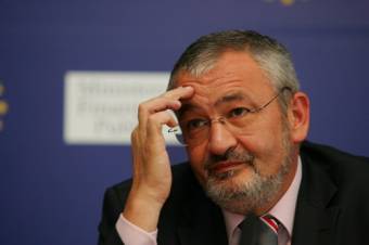 Jogerősen szabadságvesztésre ítélték egy korrupciós ügyben Sebastian Vlădescu volt pénzügyminisztert