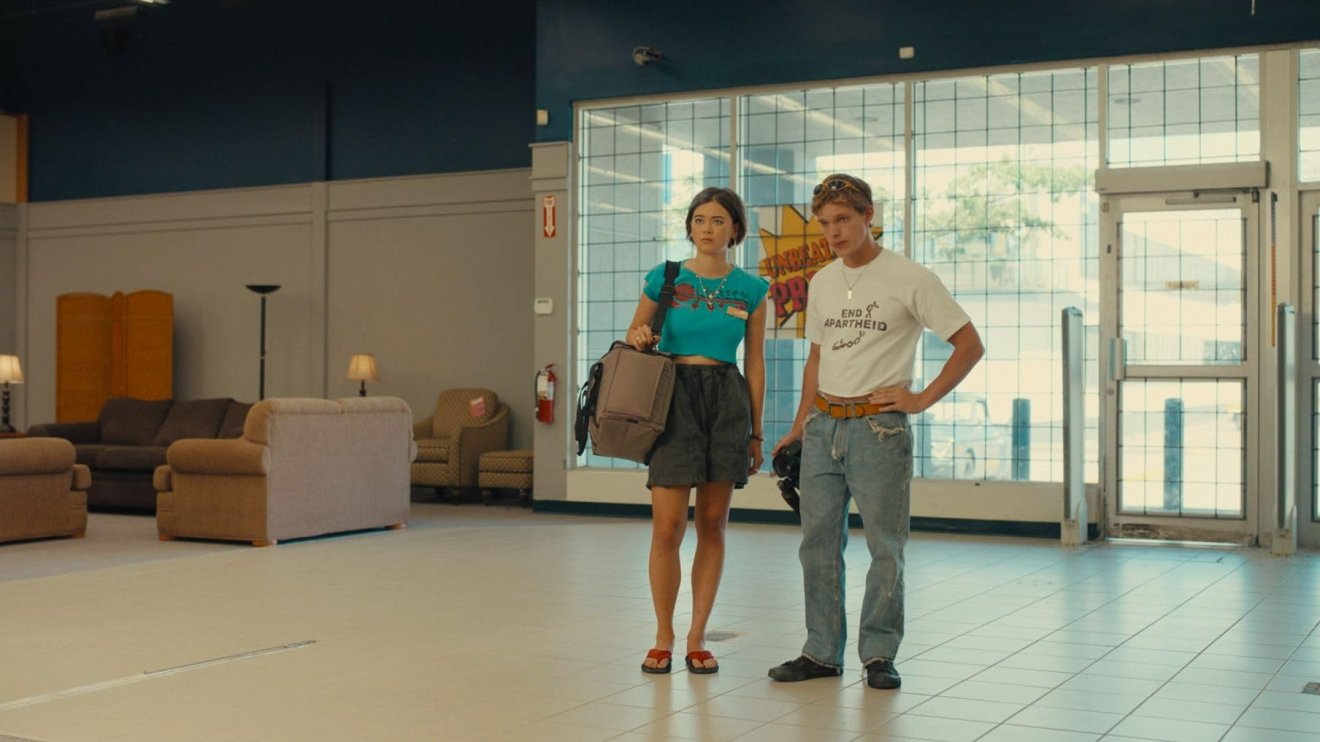 &bullet;  Fotó: A24