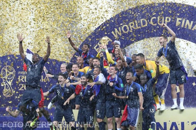 Bajnok csapat &bullet;  Fotó: Agerpres/Xinhua/Yang Lei