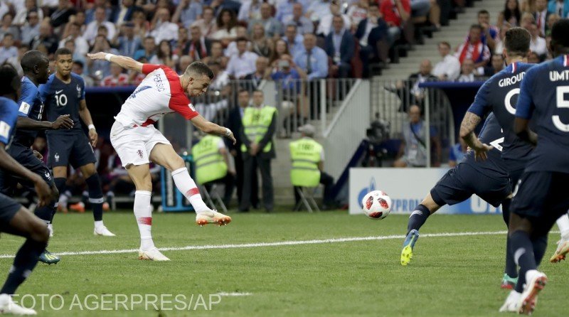 Perisic góljánál még reménykedtek a horvátok •  Fotó: Agerpres/AP/Petr David Josek