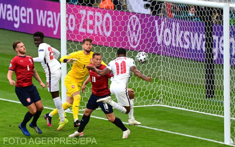 EURO-2020 – Az angolok és a horvátok mellett a csehek is továbbléptek a D csoportból